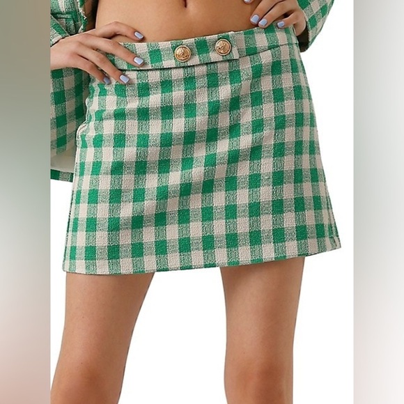 Vero Moda Dresses & Skirts - Vero Moda Breelil Tweed Mini Skirt in Green NWT